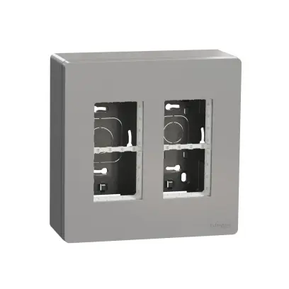 jednotka centrální 2x4 moduly vertikální povrchová, Aluminium Unica System+ NU122430